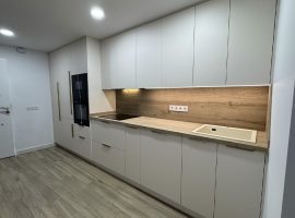taupe1
